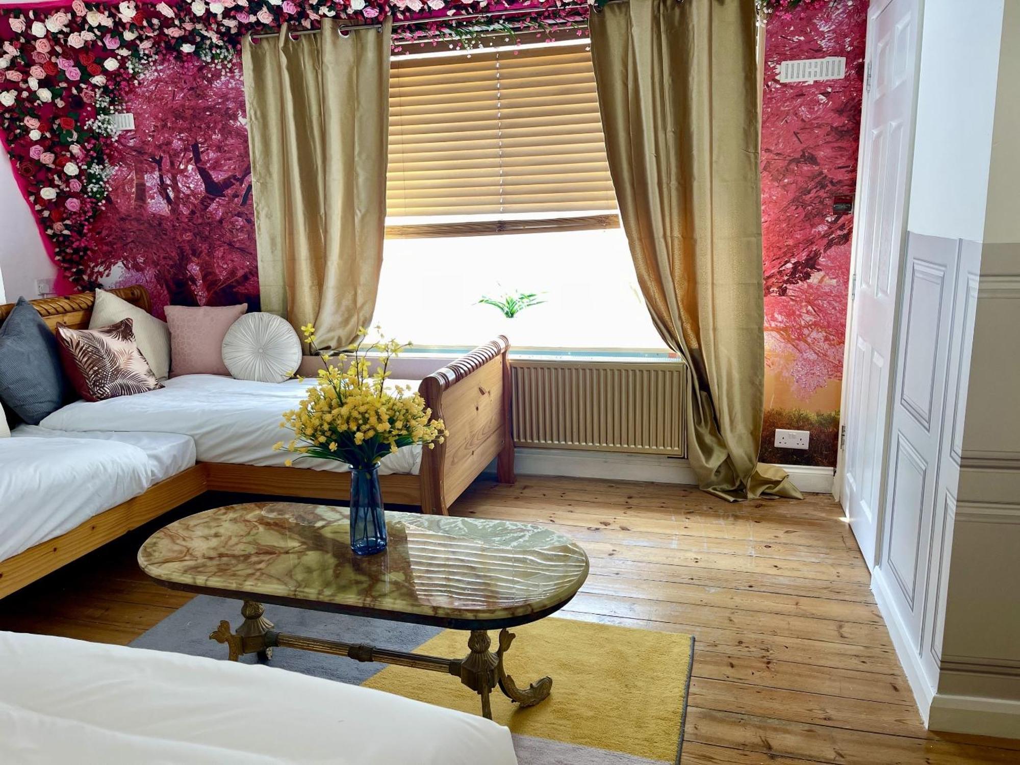 Seafront Party Houses For Hens, Stags & Groups Brighton Екстер'єр фото